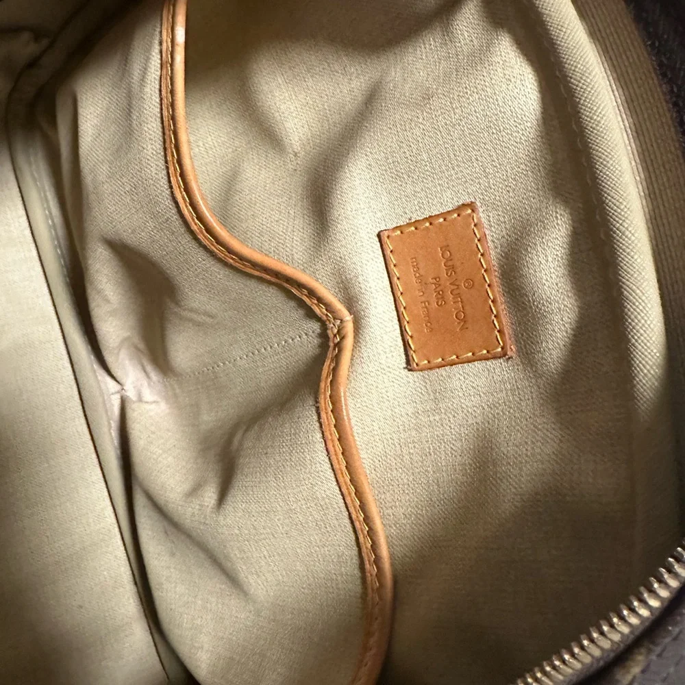 LOUIS VUITTON Monogram Trouville Bag - Picture 12 of 12